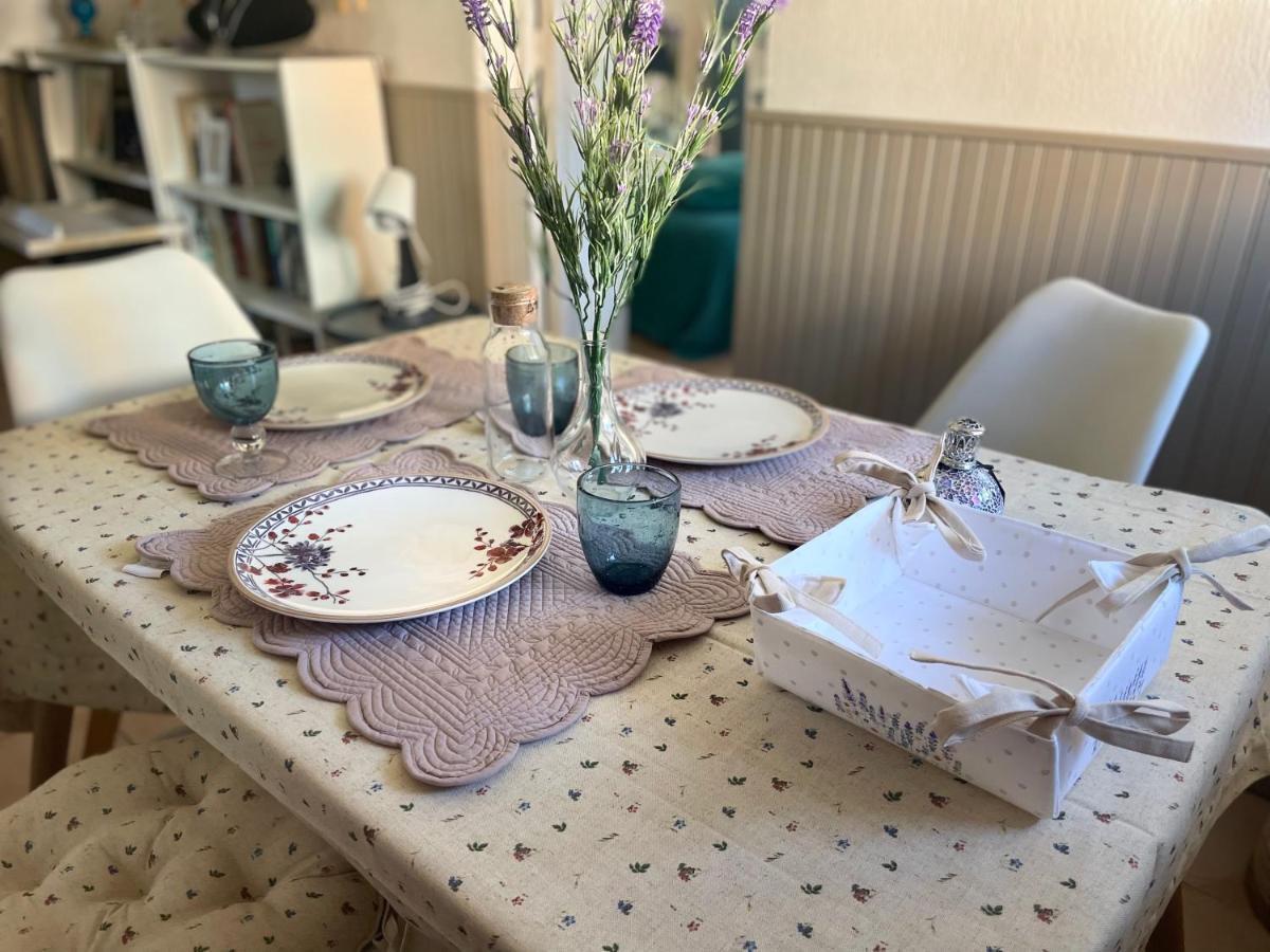 Bandol: Elegant Et Cosy 2 Pieces, Proche Ville Et Plage Екстериор снимка