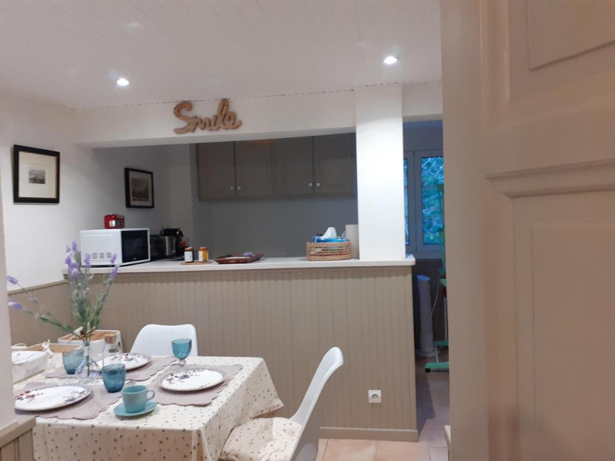 Bandol: Elegant Et Cosy 2 Pieces, Proche Ville Et Plage Екстериор снимка